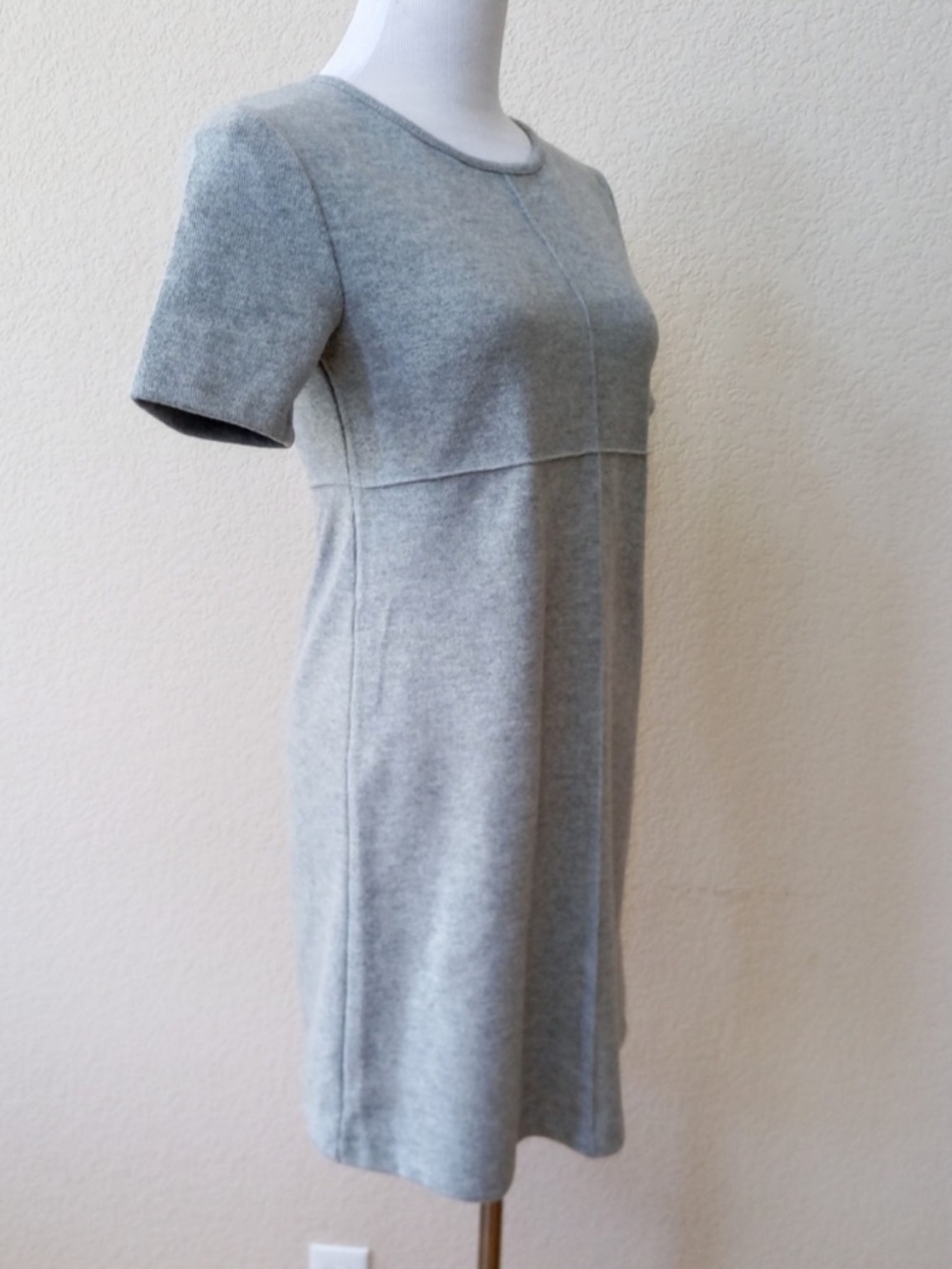 Zara Gray Windowpane Seam Dress - Picture 7 of 9